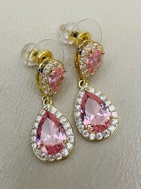 eye candy Pink Teardrop Crystal Halo Drop Earrings - Gold